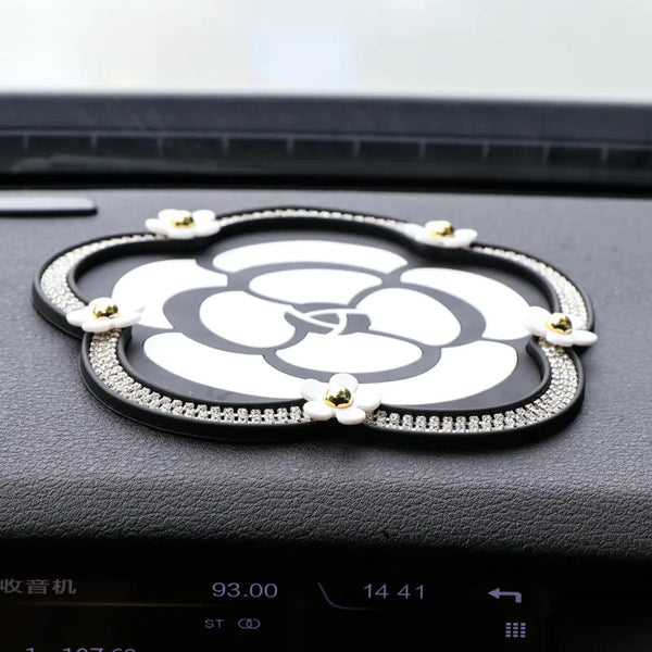 camellia-drill-pad-daisy-section